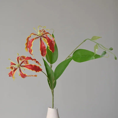 Lys Grimpant Artificiel Rouge